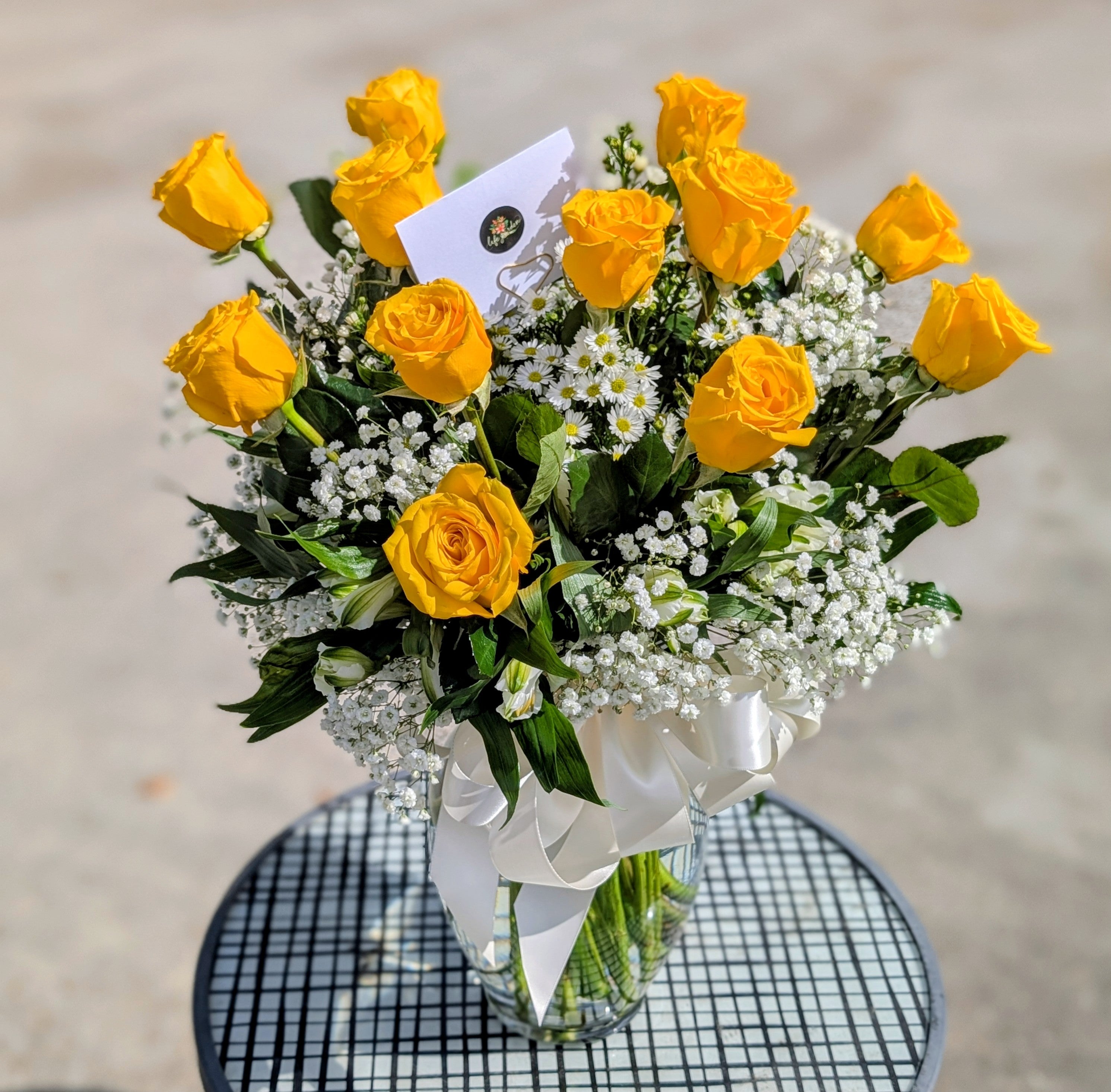 One Dozen Classic yellow Roses